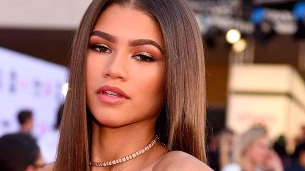 La taille, l'âge et la biographie de Zendaya Coleman - La Règle du Je